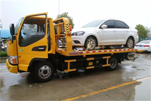 漳州附近拖车救援24小时服务热线